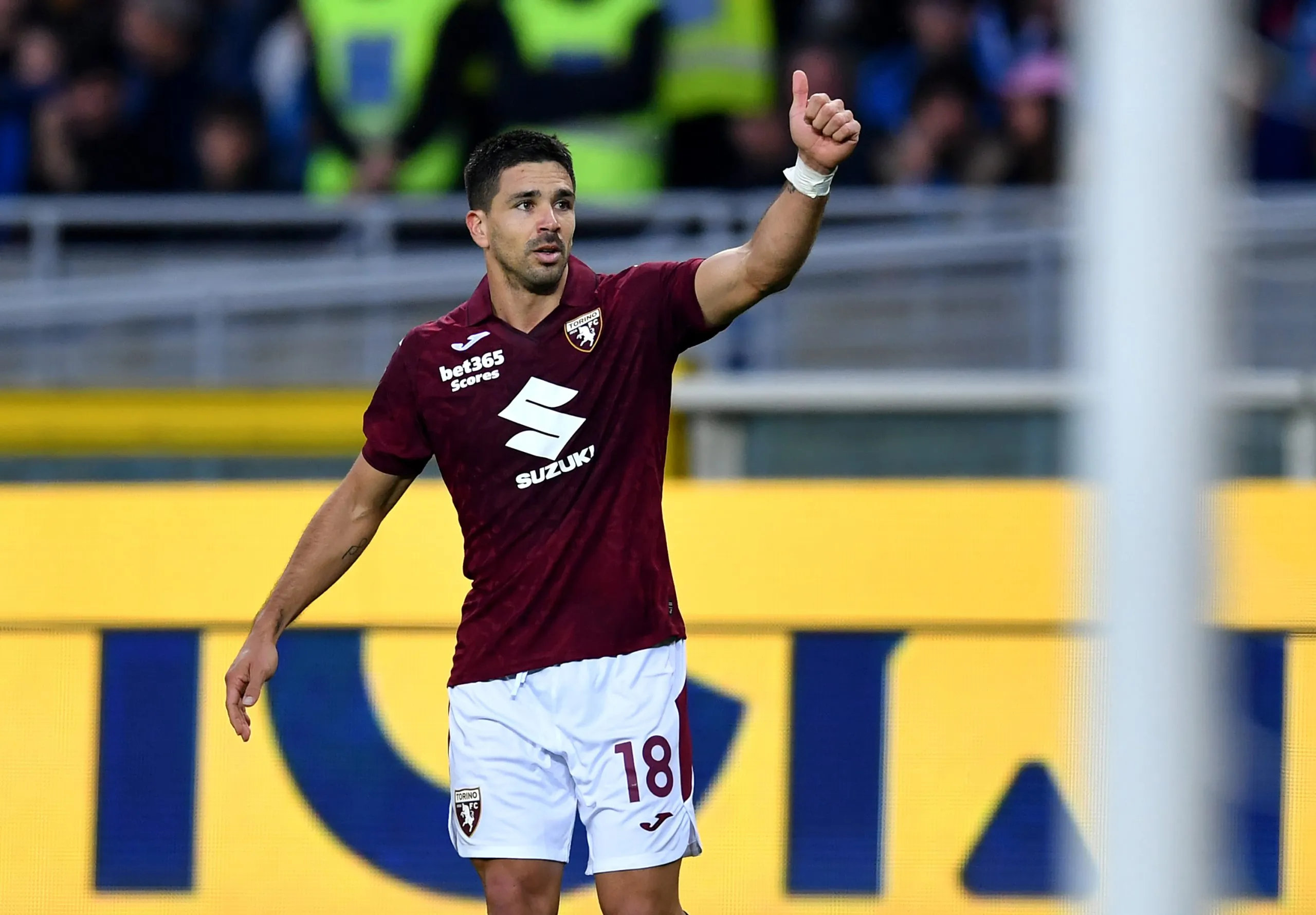 Siete goles en 26 partidos son los números que ostenta hasta el momento Gio en Torino. Antes también estuvo en Genoa, Hellas Verona, Cagliari, Fiorentina y Napoli, todos en Italia.