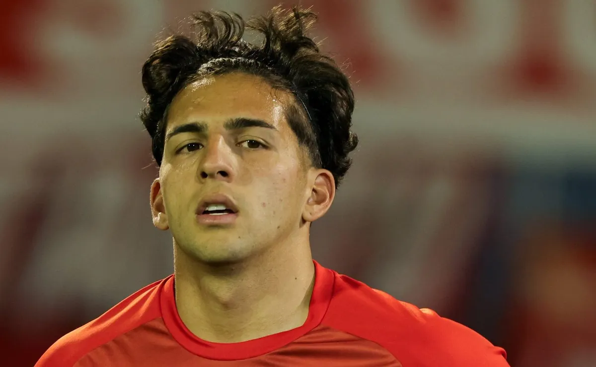 Hernán López Muñoz hizo las inferiores y jugó un solo partido en la Primera de River.