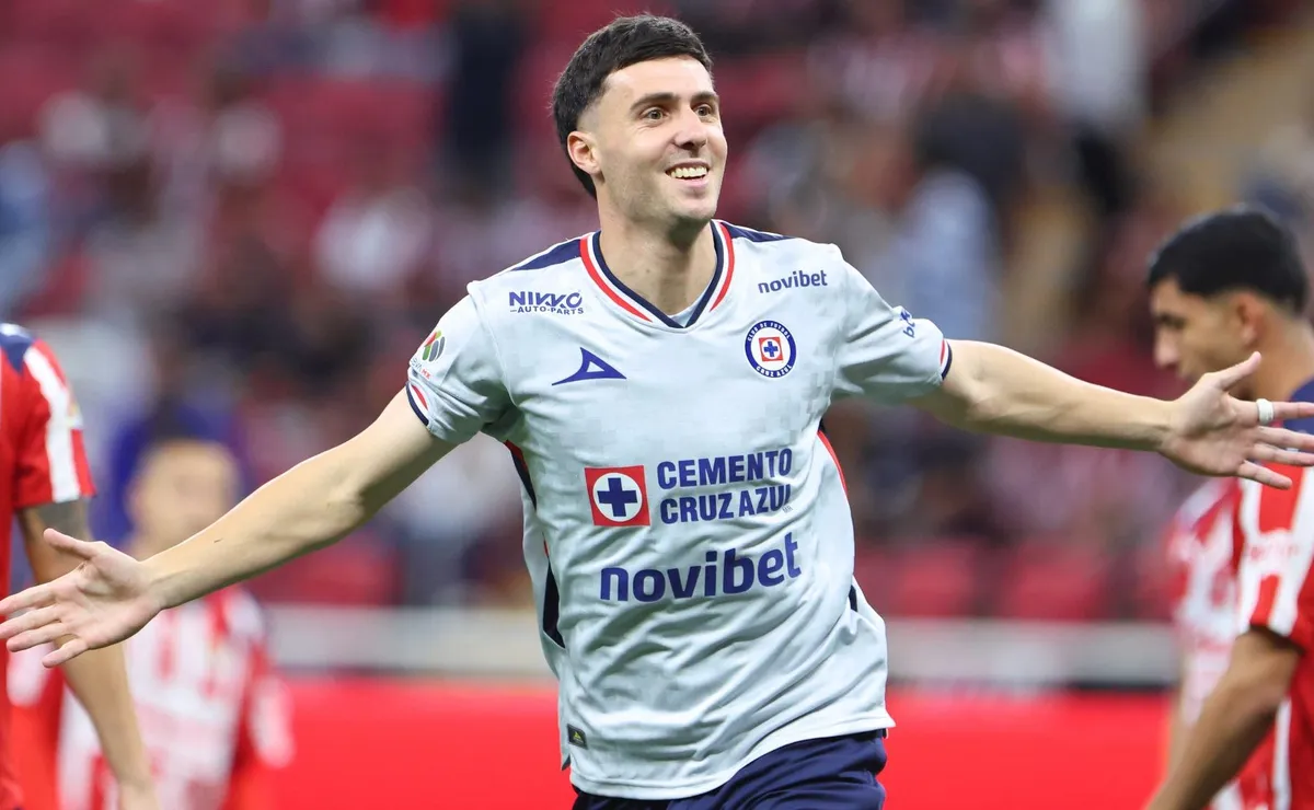 Paradela jugó en River entre febrero del 2021 y agosto del 2023.