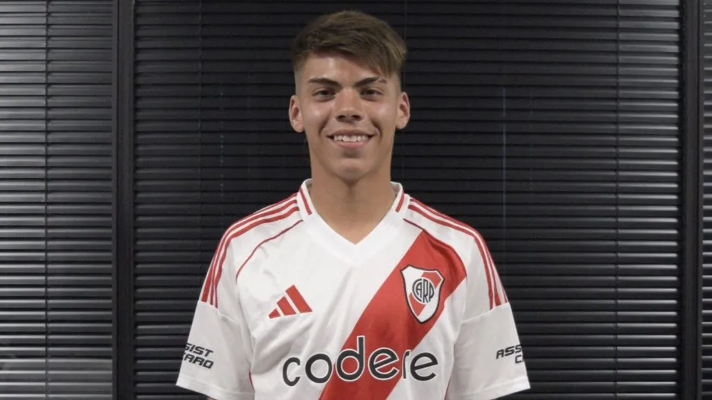 Santiago Espíndola es otra de las grandes promesas que tiene River.