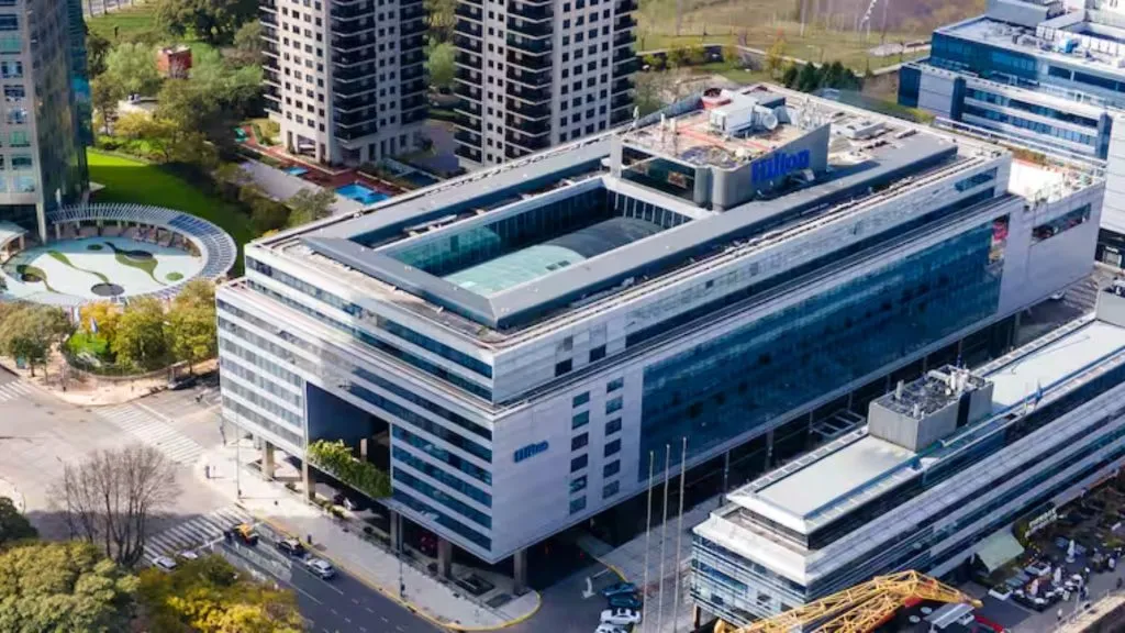 Hotle Hilton de Puerto Madero, donde concentrará River (Foto: Hilton).