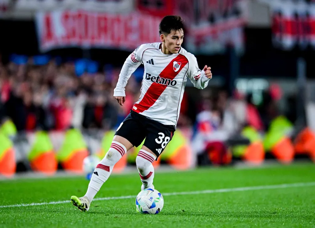 Subiabre no es titular desde el pasado 1° de septiembre ante San Martín de San Juan. (Getty Images)