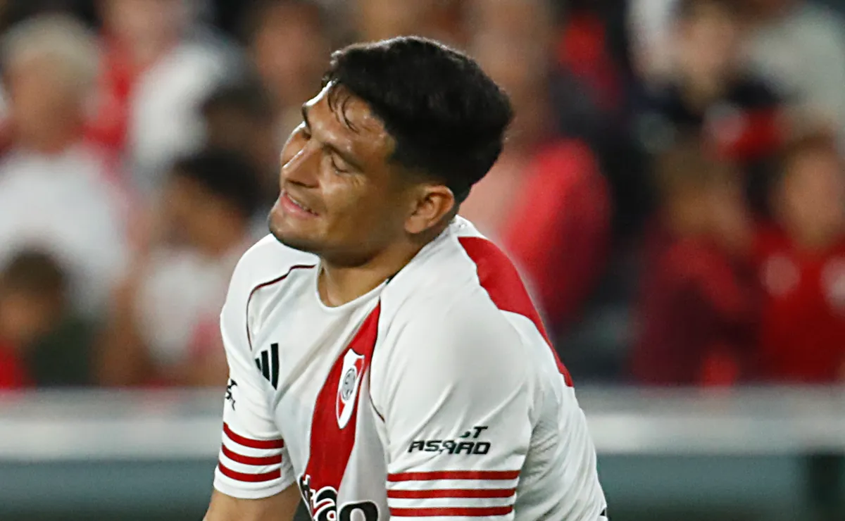 El Millonario sigue complicándose.