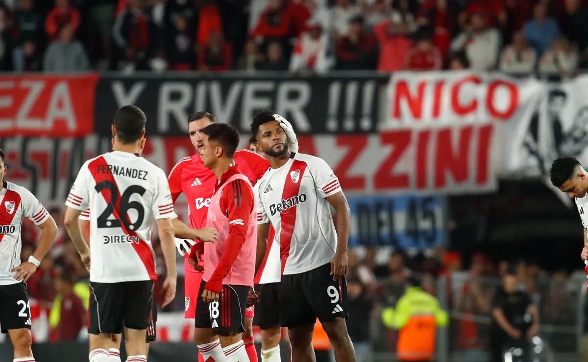 River volvió a fallar ante su gente: perdió con Gimnasia y agudizó su crisis.