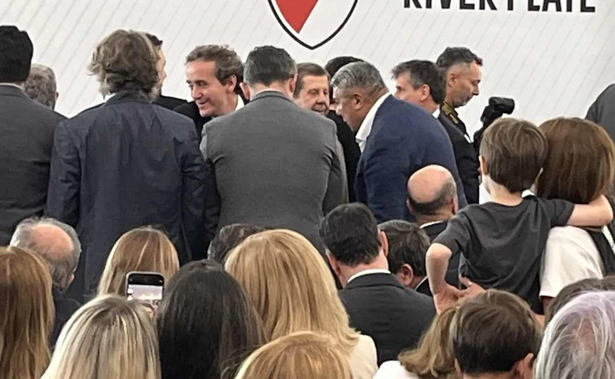 Stefano Di Carlo asumió como presidente de River hasta 2029.