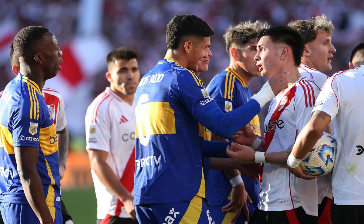River y Boca volverán a enfrentarse este domingo.