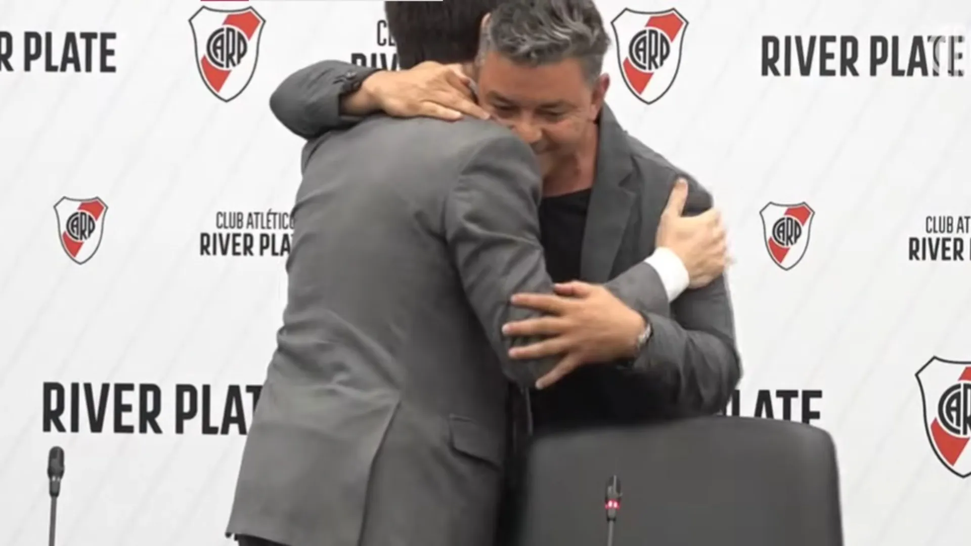 Hay alineamiento entre Gallardo y Di Carlo en las decisiones institucionales.