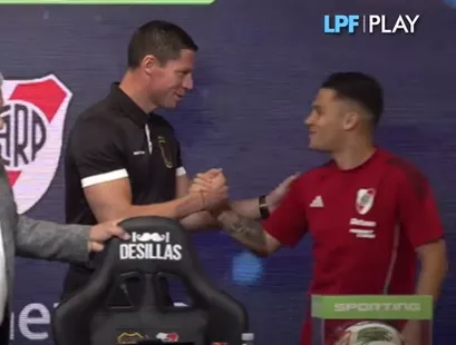 Juanfer y Nicolás Ramírez se saludaron.