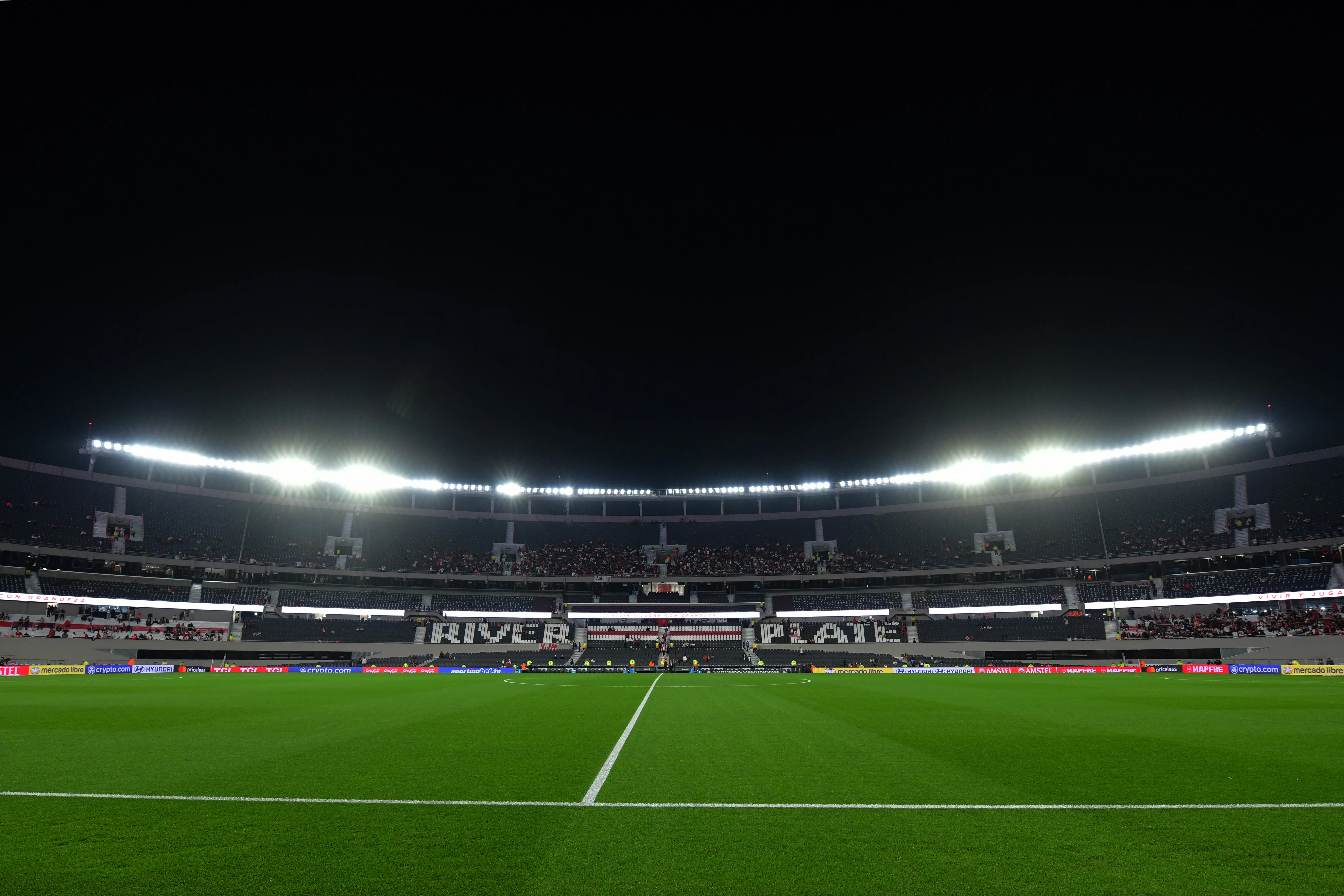 River se concentrará fuera del Monumental por segunda semana consecutiva. (Getty Images)