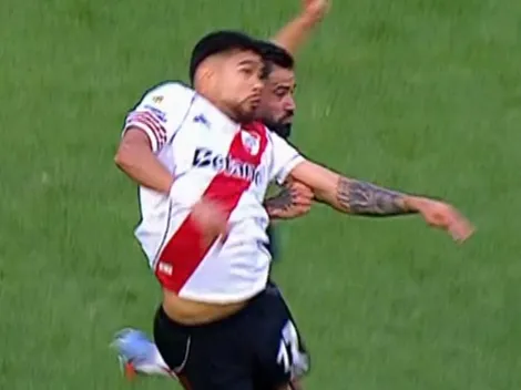 Escándalo: la clara falta a Paulo Díaz en el gol de Boca que no cobró Ramírez