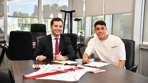 Lencina puso la firma en River.