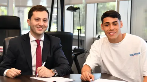 Lencina renovó en las oficinas del Monumental.