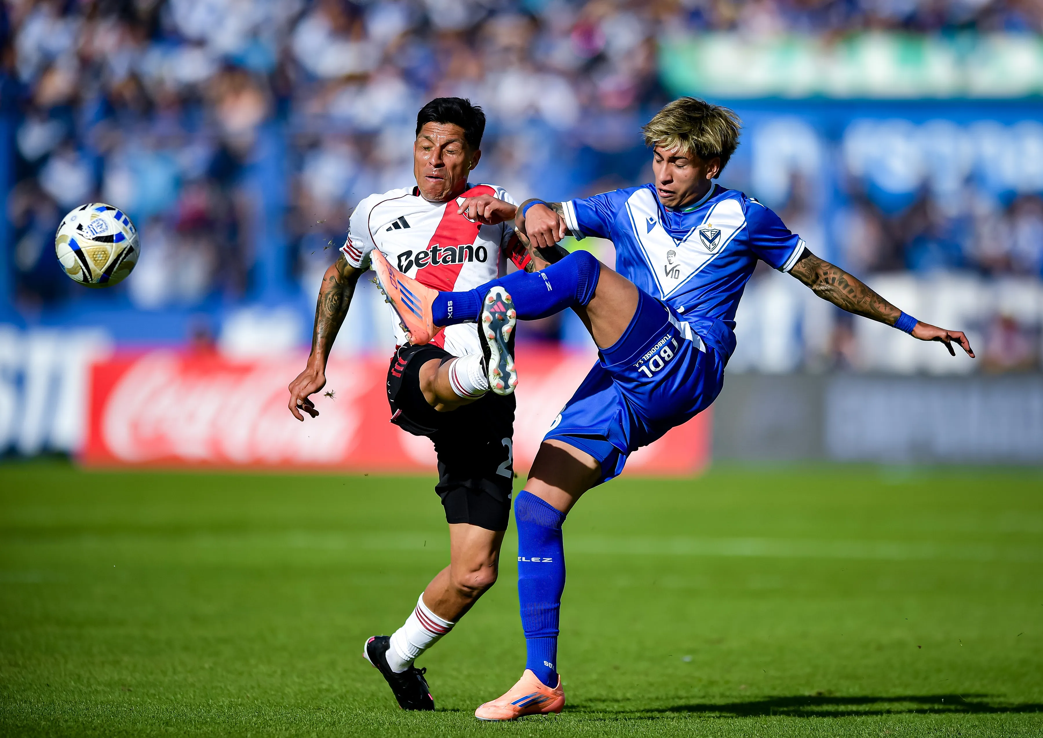 River no pasó del 0-0 con Vélez en Liniers.