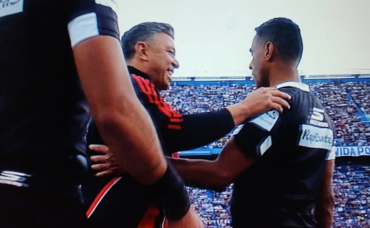Marcelo Gallardo y una ironía al línea Del Yeso en Vélez vs River.