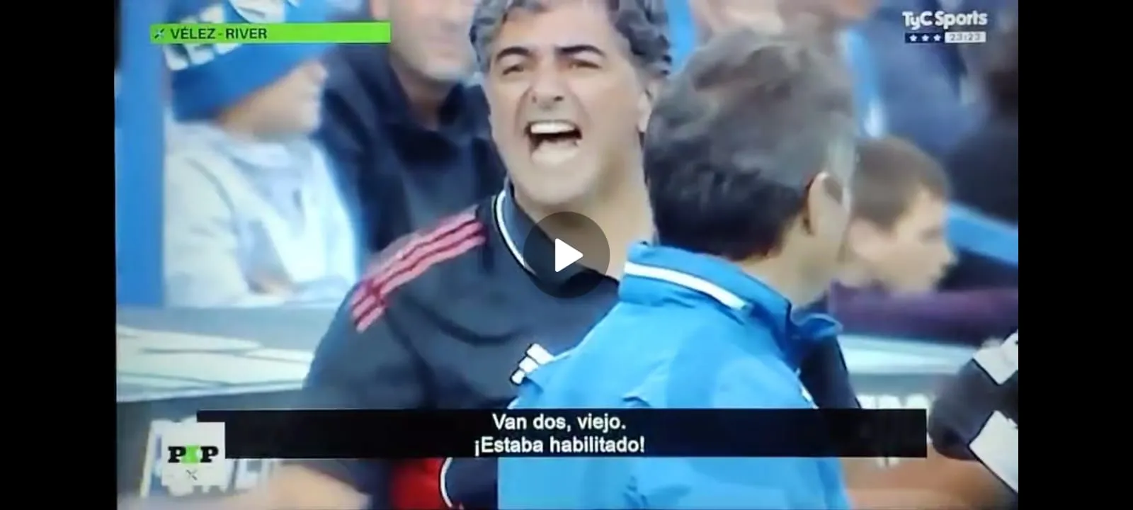 Mucho grito en entre los ayudantes de campo en Vélez vs River.
