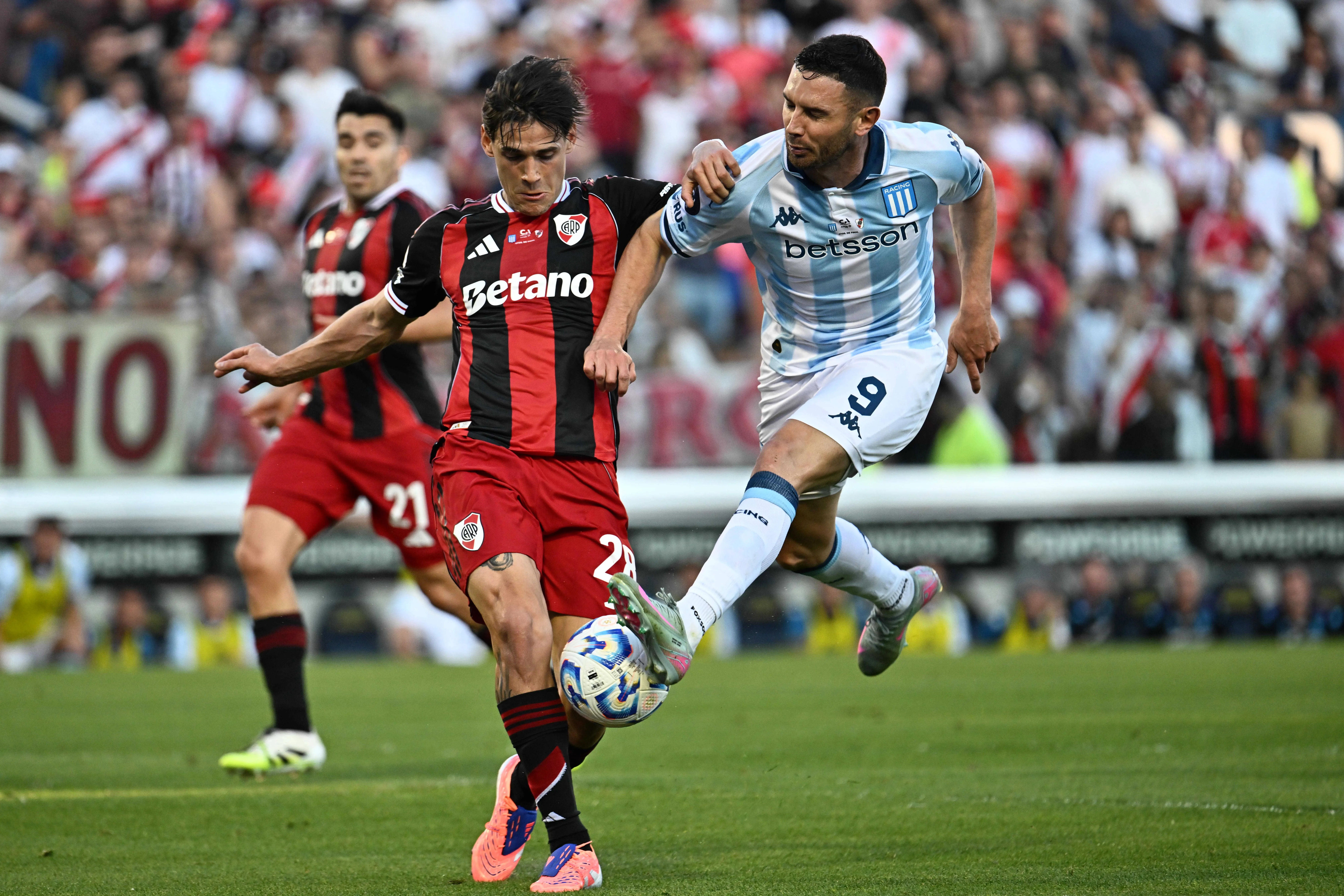 River visitará a Racing a las 19.30 del lunes 24 de noviembre. (Getty Images)