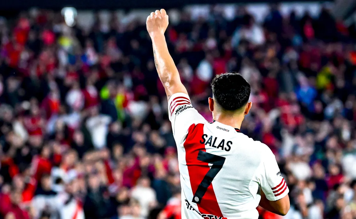 Maximiliano Salas quiere volver a anotarle a Racing.
