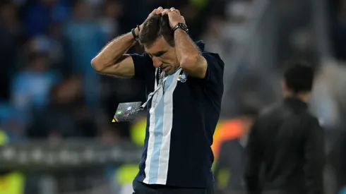 Gustavo Costas deberá realizar una modificación obligada a minutos del comienzo del encuentro.