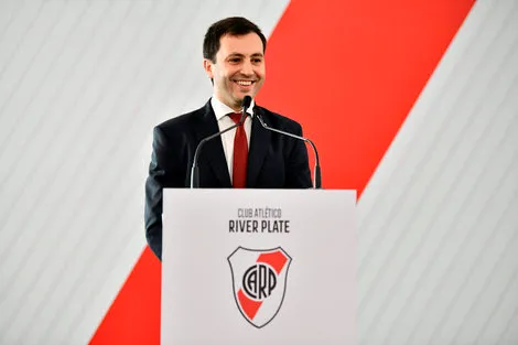 Di Carlo empieza a tomar decisiones en River.