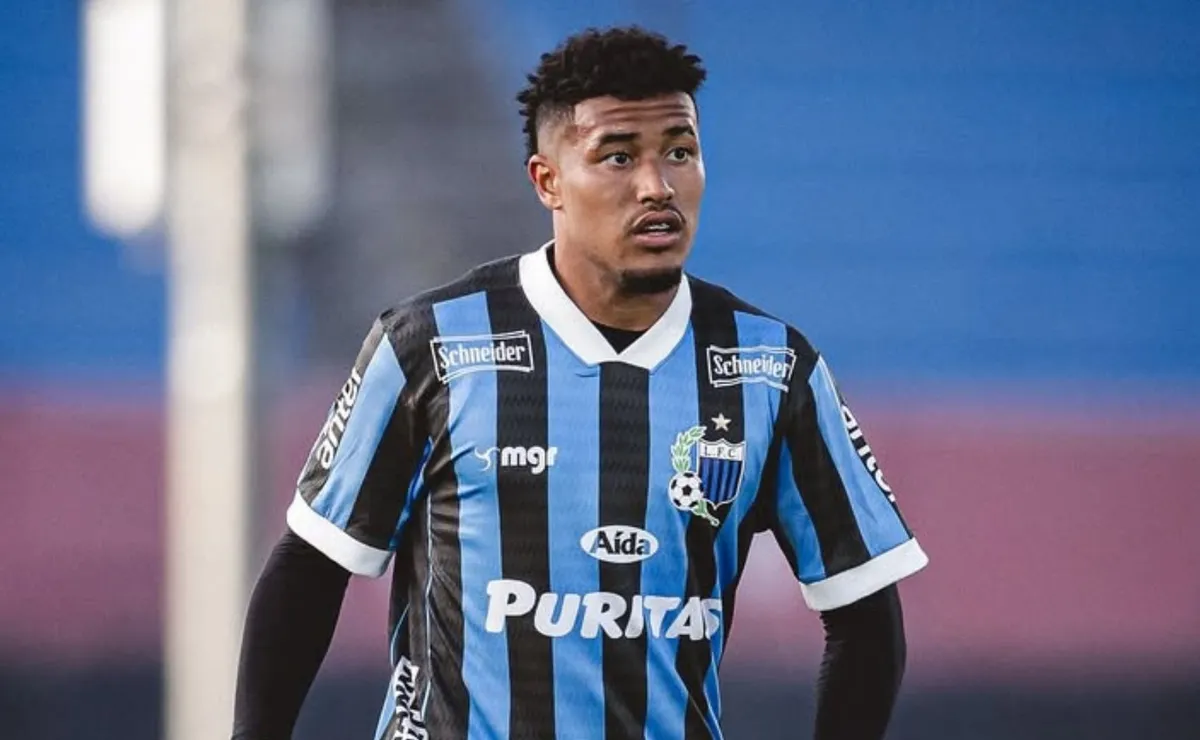 Desde Núñez buscan al lateral uruguayo.
