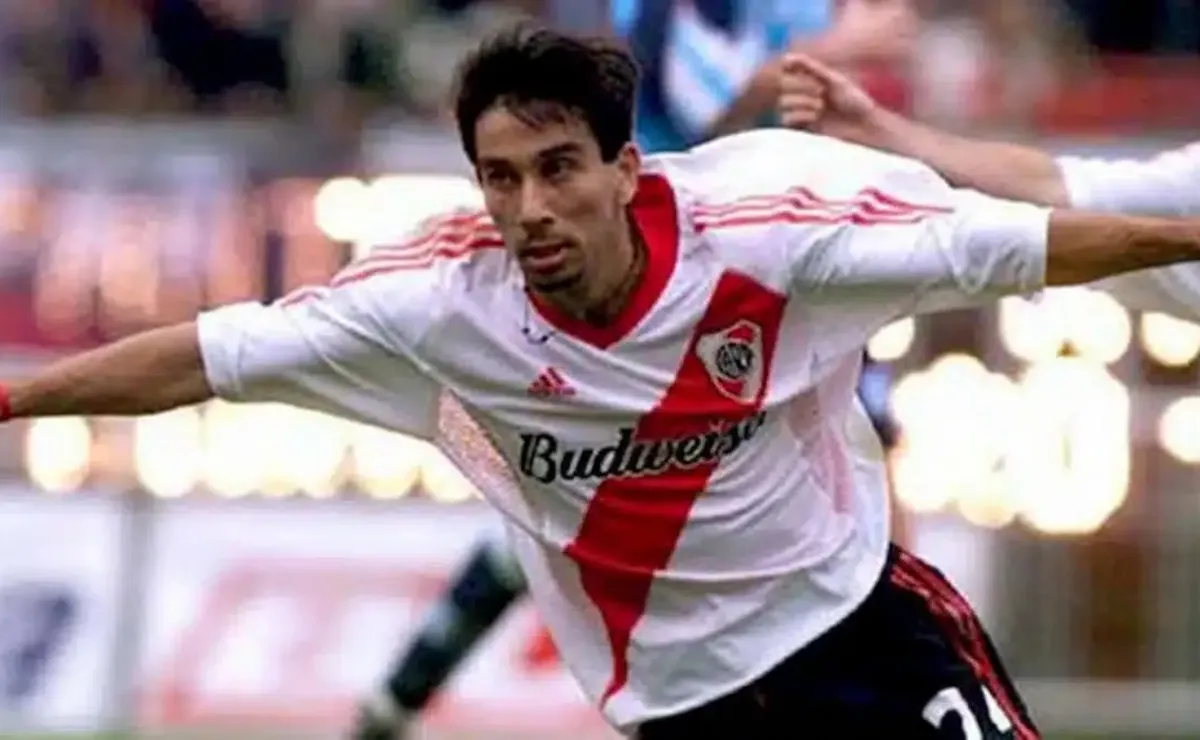 Pipino Cuevas y el gol en River que lo llevó al Mundial 2002.