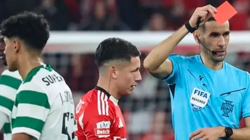 Prestianni vio la roja ante Sporting.