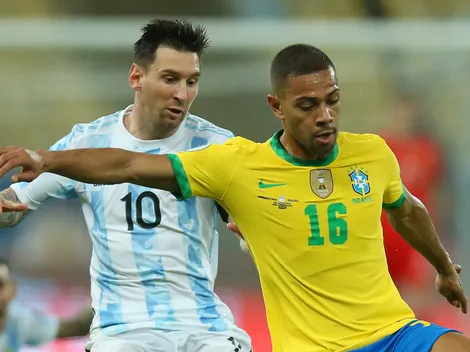 El lateral brasileño que está libre y sueña jugar en el River de Gallardo