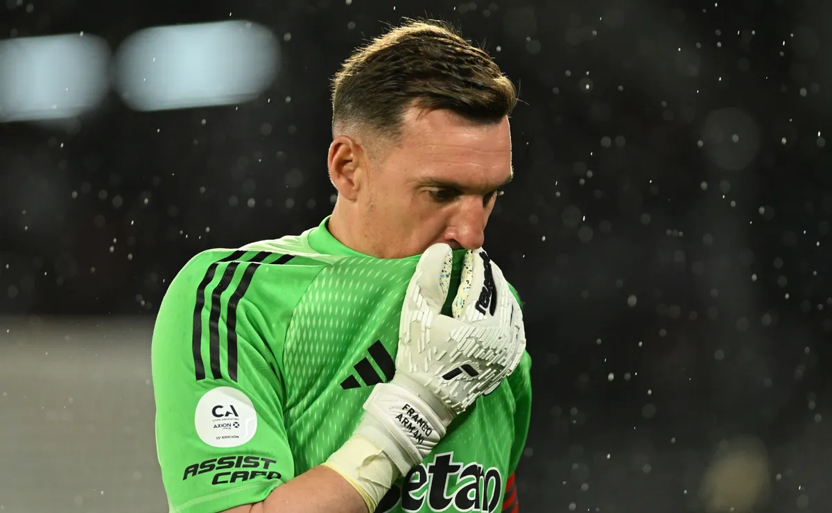 ¿Armani vuelve ante Tigre?