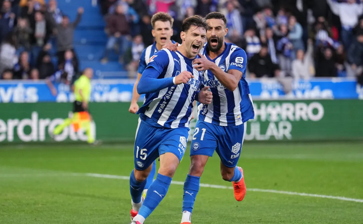 Buen presente de Lucas Boyé en España.