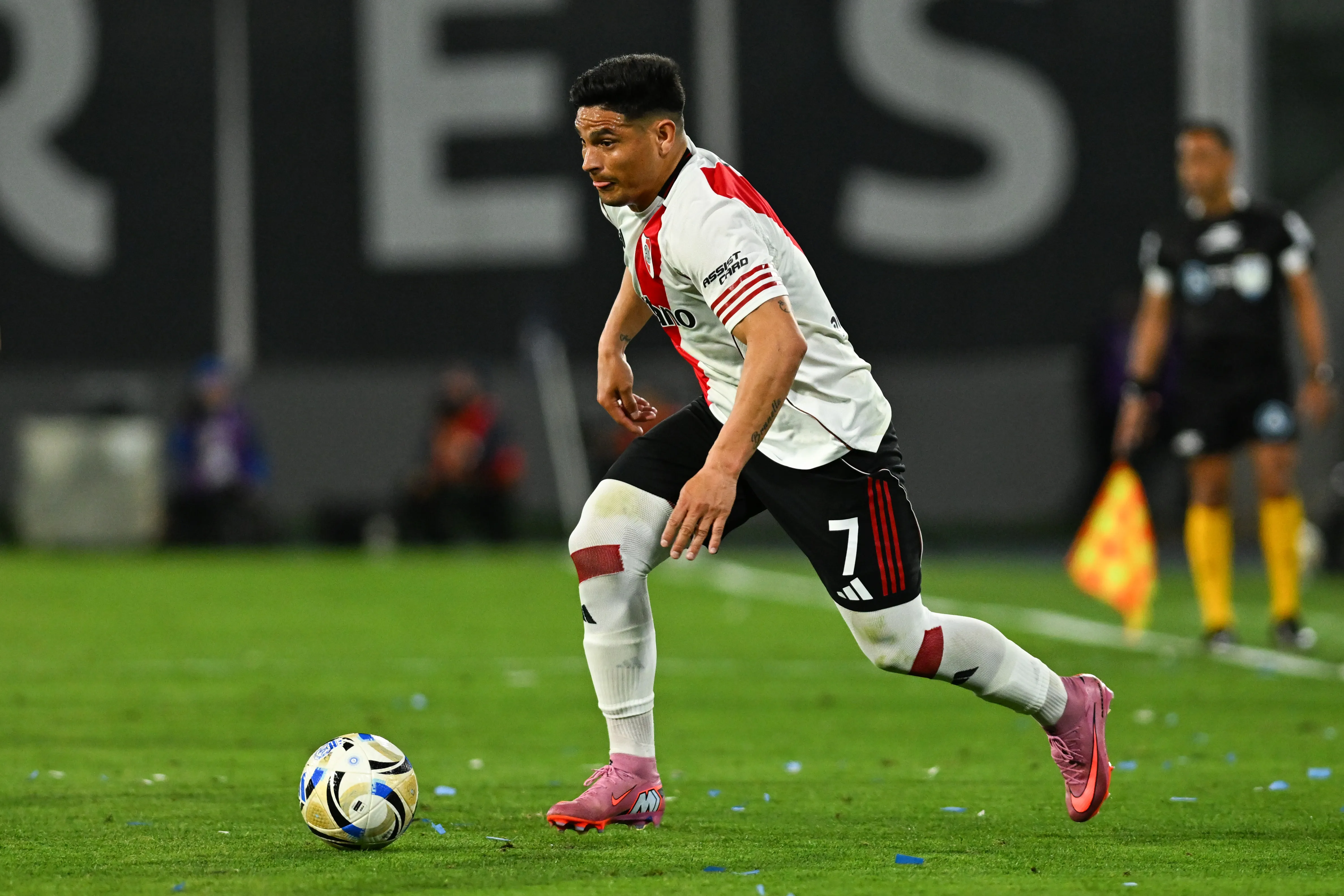 Maxi Salas se metería en el 11 ante Tigre.