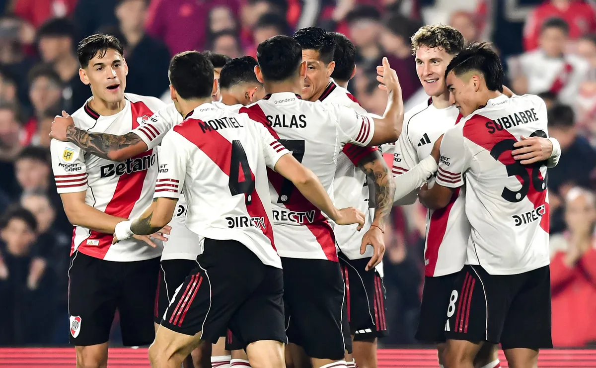 Los que más minutos sumaron en River en 2025.