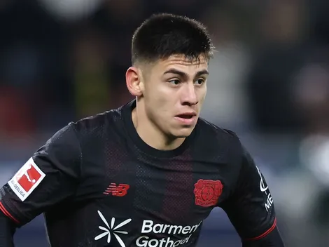 Mientras se define su futuro: Leverkusen volvió a borrar al Diablito Echeverri