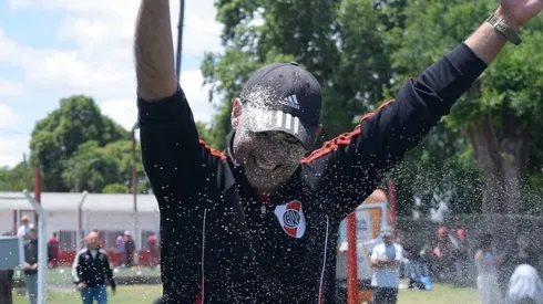 Martín Pellegrino conquistó el torneo local y la Messi Cup durante este 2025 con la Octava División.