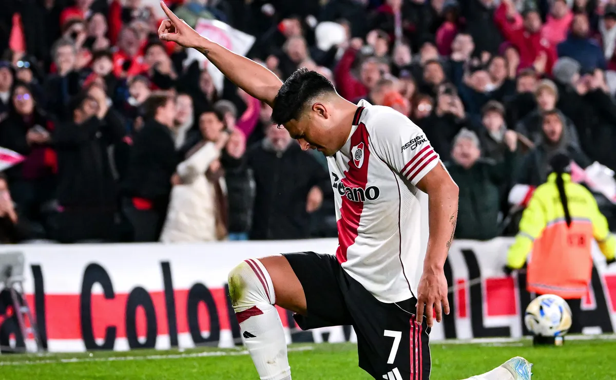 Maxi Salas pica en punta para ser el reemplazante de Driussi.