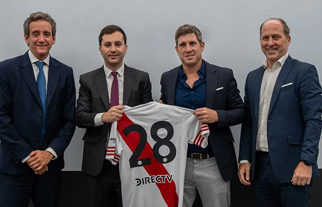 River anunció la renovación del sponsor DIRECTV en su camiseta. (Prensa River)
