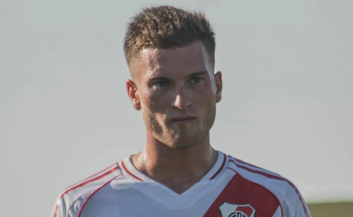 De cuánto es la cláusula que tiene el jugador ahora.