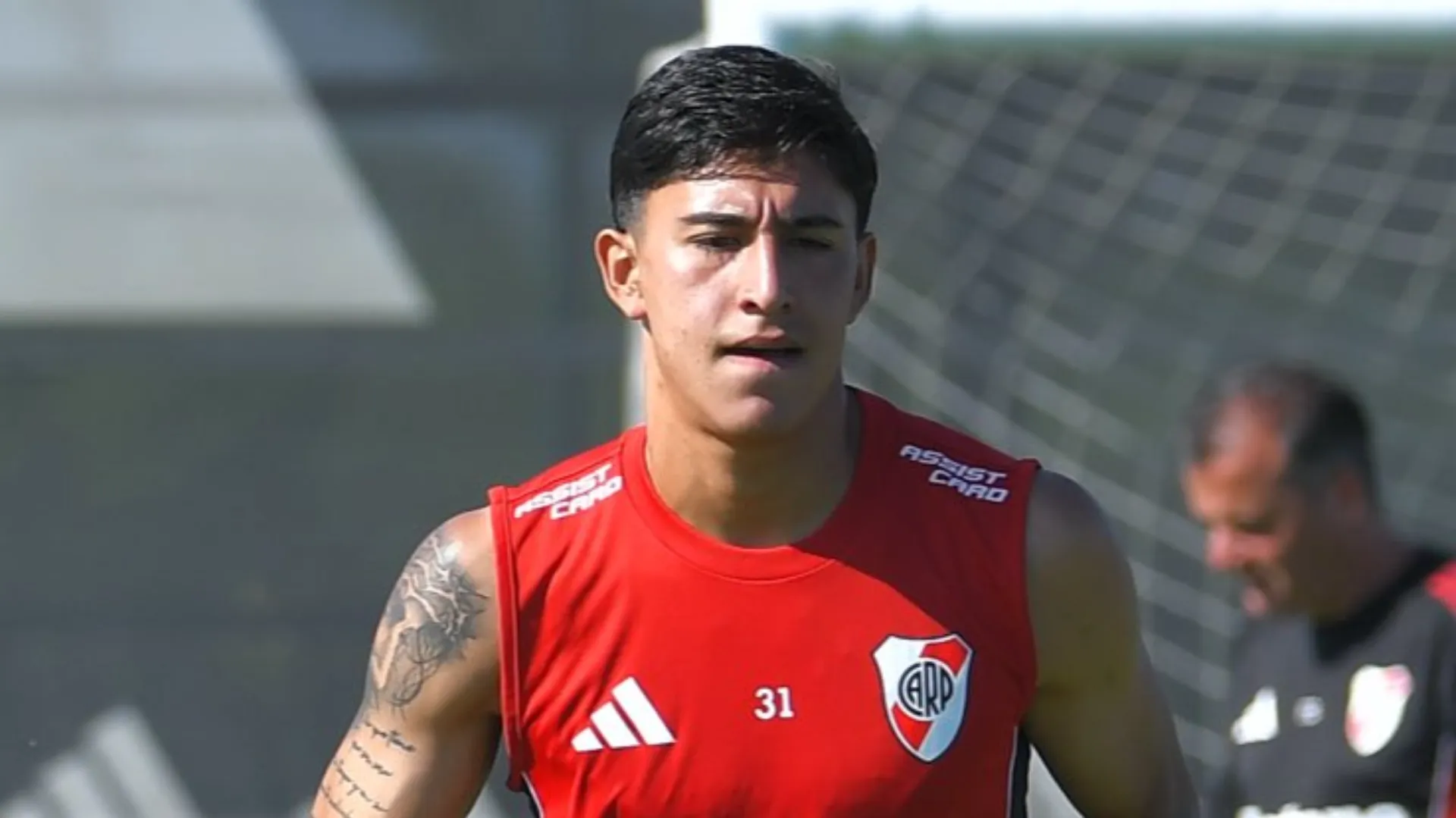 González fue a la pretemporada y quiere ganarse un lugar en la consideración de Gallardo.