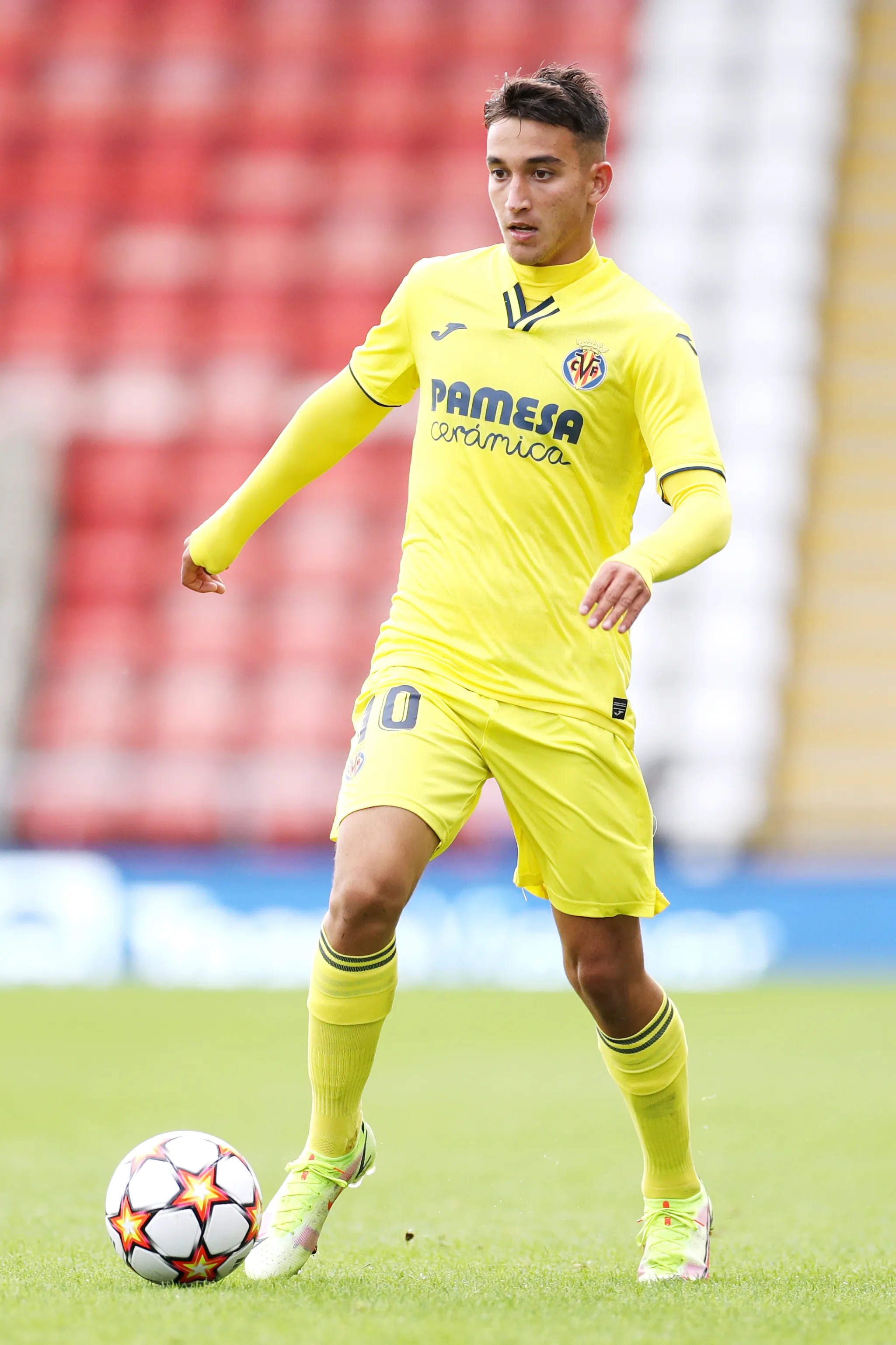 Tiago Geralik se fue de River por la patria potestad para jugar en las formativas de Villarreal y nunca pudo llegar al primer equipo del Submarino Amarillo. (Getty Images)
