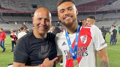Paulo Díaz junto a su padre, Ítalo.