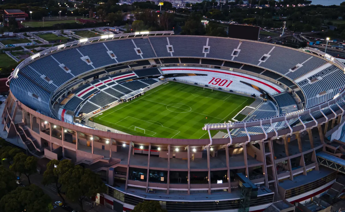 River ya tiene proyectada la ampliación y el techado del Monumental.