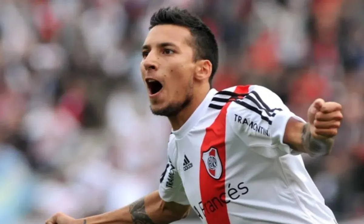 Vangioni se ganó el cariño del hincha de River por su entrega y sacrificio.