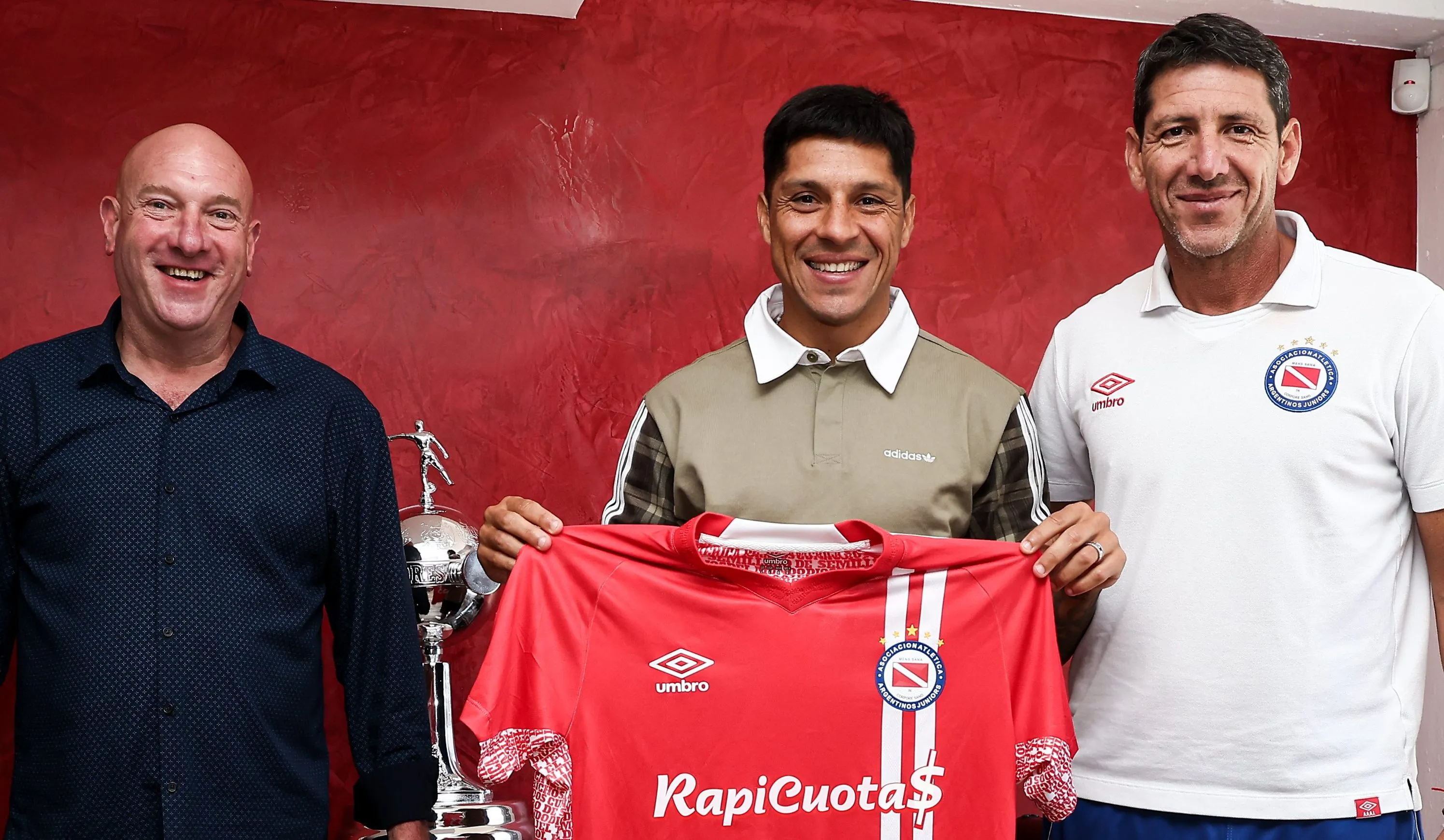 Enzo Pérez firmó un contrato hasta fines de diciembre de este 2026 con Argentinos Juniors.