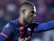 El enigmático posteo de Jhohan Romaña mientras River busca ficharlo