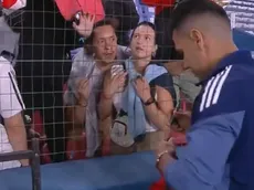 Falcao firmó camisetas de River antes de enfrentarlo por el amistoso internacional