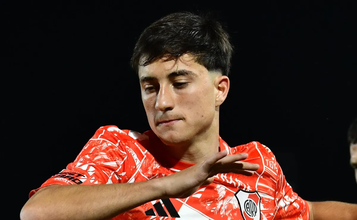 De la Cuesta saldría de River.