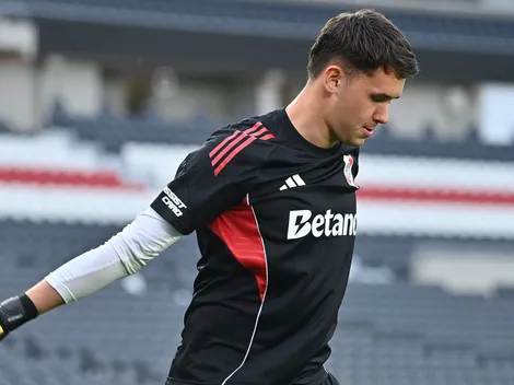 Quién es Franco Jaroszewicz, el arquero que irá al banco ante Barracas Central