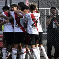 River tuvo buenos momentos, no sufrió y le ganó 1-0 a Barracas en su debut