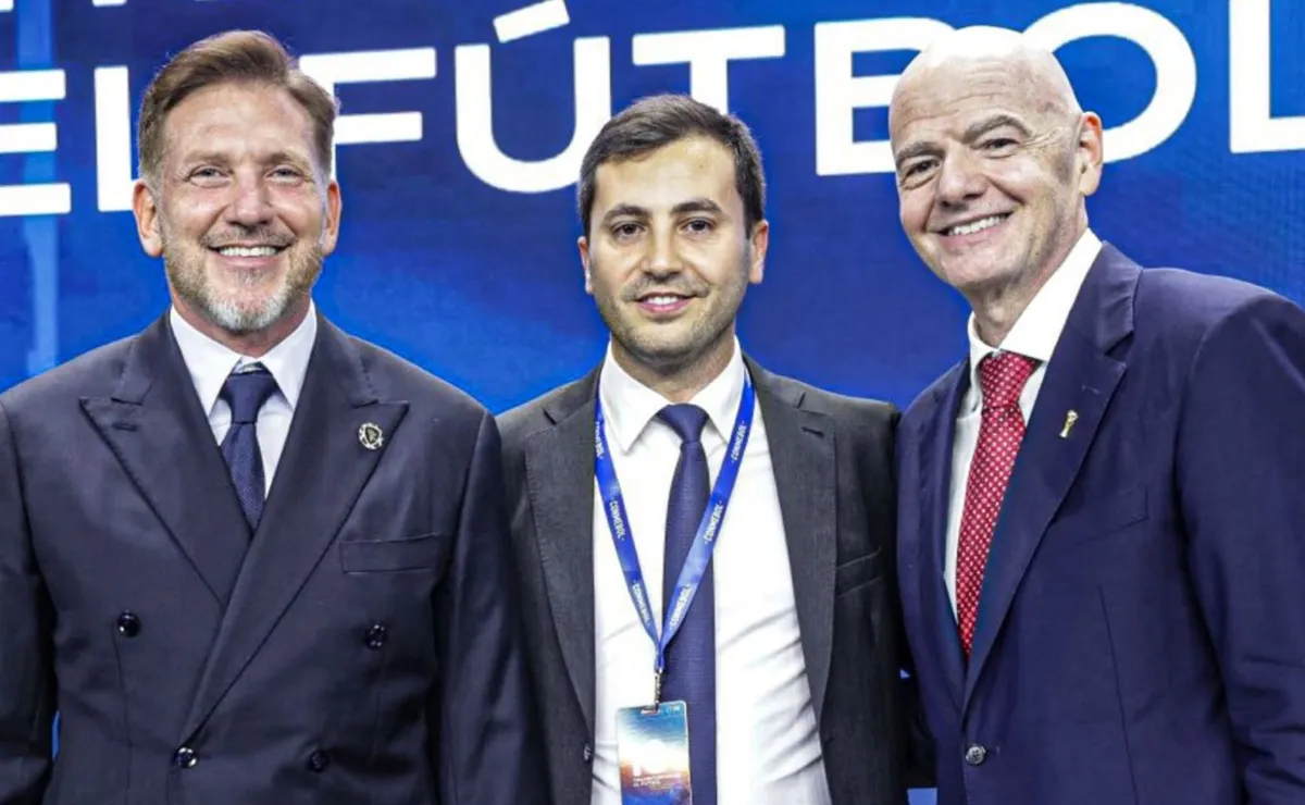 Cómo fue el primer evento del presidente del CARP.