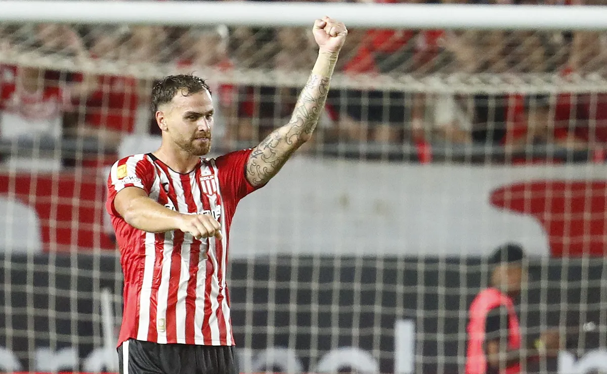 González Pírez jugó 144 partidos en River.