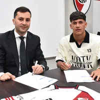 Juan Cruz Meza renovó contrato con River: hasta cuándo y su cláusula de rescisión